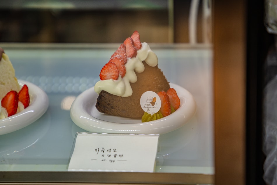 高雄隱藏版咖啡廳！吉米夢咖啡館，橋頭老街的老屋新生，日式文青氛圍超療癒