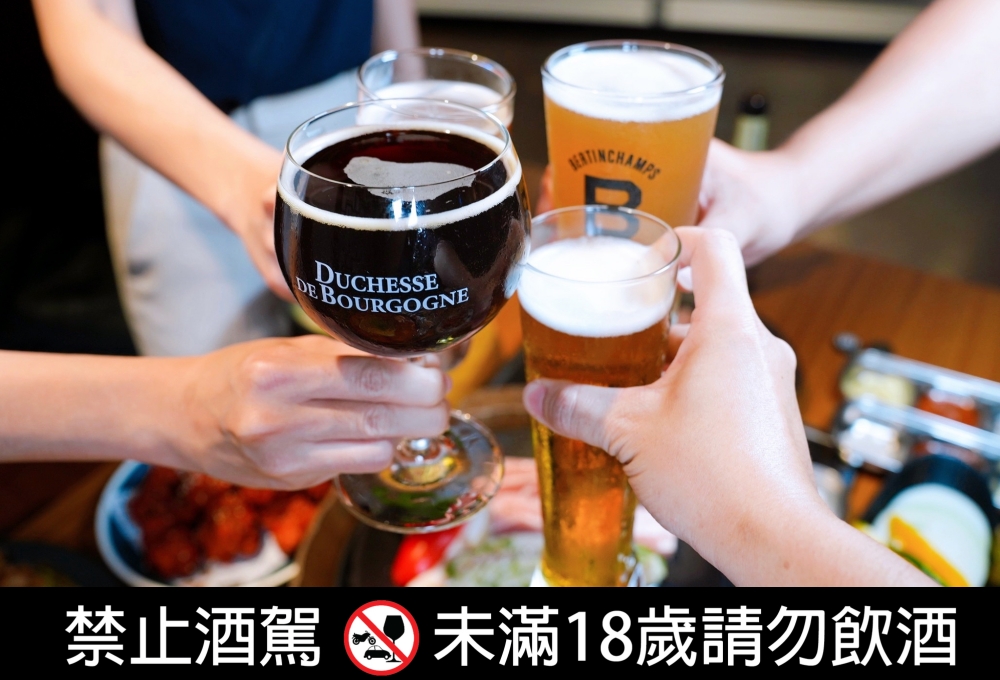 新北板橋美食｜『ABV Bar & Kitchen 韓式餐酒館』板橋車站道地韓式料理餐酒館&超過300款精釀啤酒！韓式小菜吃到飽～還有桌邊韓式烤肉服務！ @瑋瑋＊美食萬歲