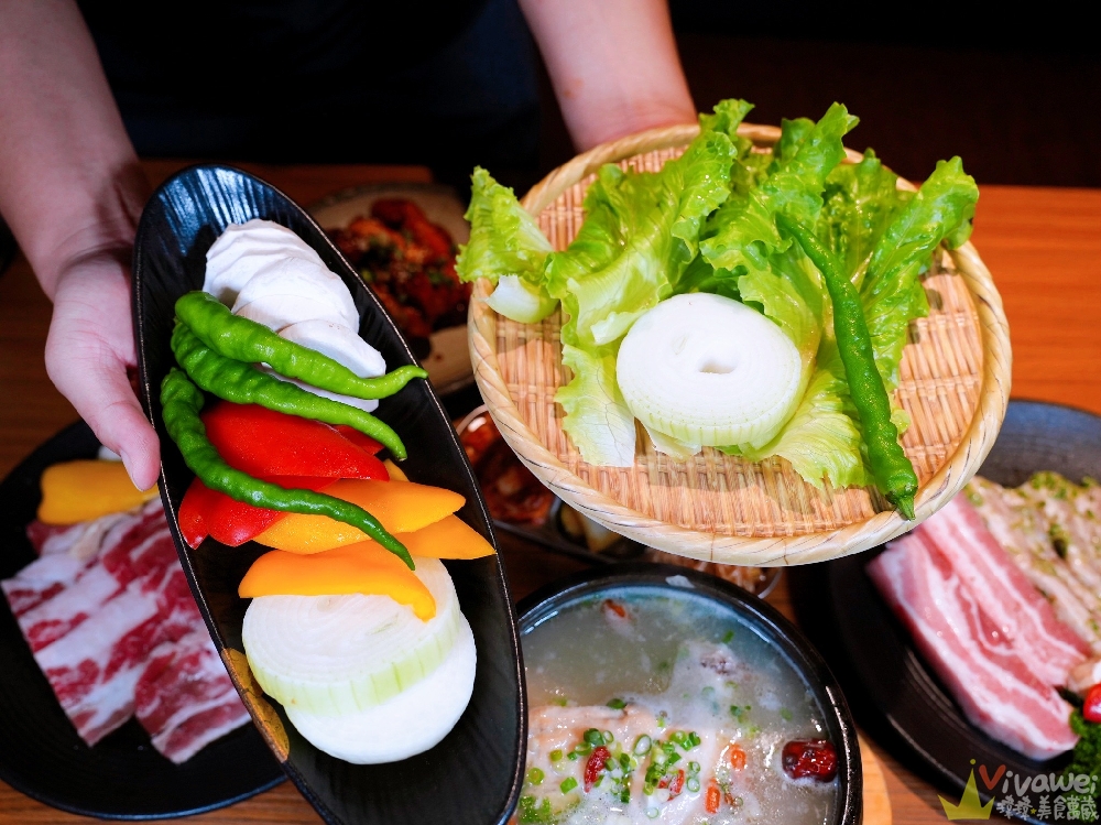 新北板橋美食｜『ABV Bar & Kitchen 韓式餐酒館』板橋車站道地韓式料理餐酒館&超過300款精釀啤酒！韓式小菜吃到飽～還有桌邊韓式烤肉服務！ @瑋瑋＊美食萬歲