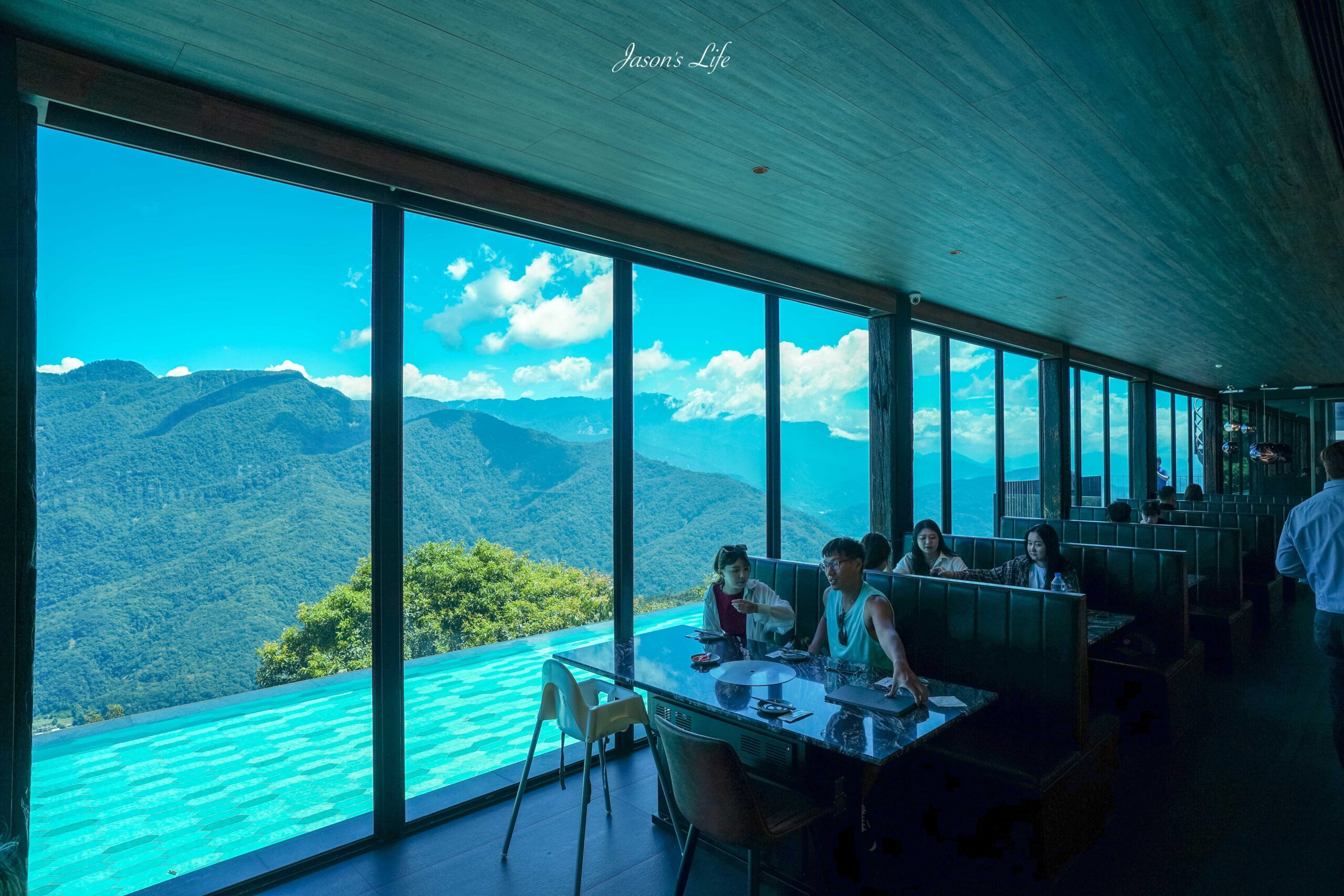 全台海拔最高燒肉店! 南投清境上高地精品燒肉,高山景觀餐廳吃和牛。