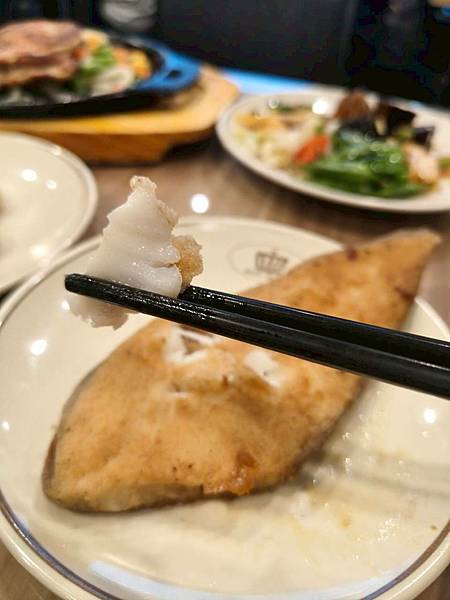 “中和捷運站美食推薦”貴族世家牛排中和中山店-平價超高CP值