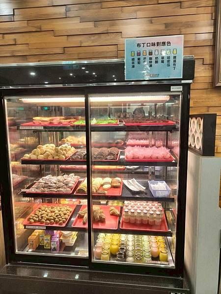 “中和捷運站美食推薦”貴族世家牛排中和中山店-平價超高CP值