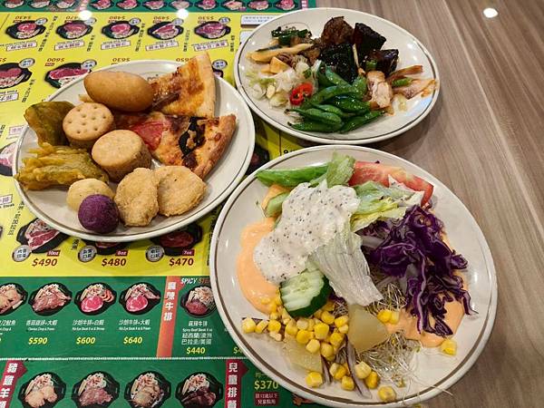 “中和捷運站美食推薦”貴族世家牛排中和中山店-平價超高CP值