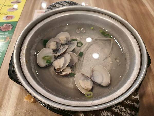 “中和捷運站美食推薦”貴族世家牛排中和中山店-平價超高CP值