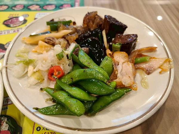 “中和捷運站美食推薦”貴族世家牛排中和中山店-平價超高CP值