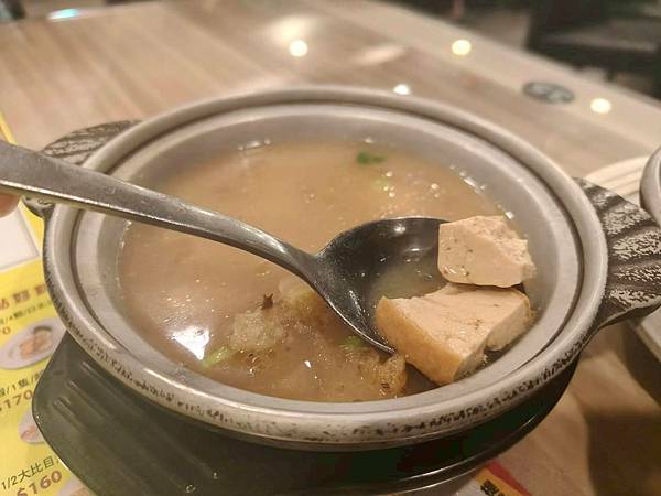 “中和捷運站美食推薦”貴族世家牛排中和中山店-平價超高CP值