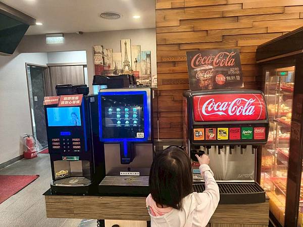 “中和捷運站美食推薦”貴族世家牛排中和中山店-平價超高CP值