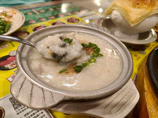 “中和捷運站美食推薦”貴族世家牛排中和中山店-平價超高CP值