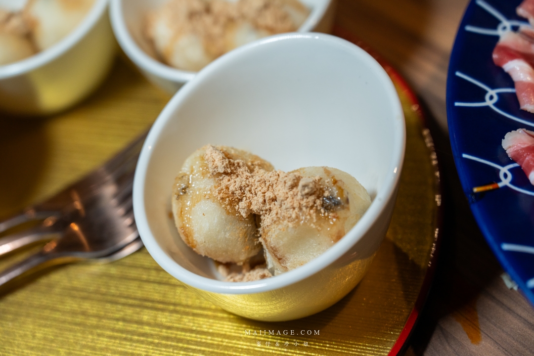 基隆美食新體驗！狸小路麻辣鴛鴦火鍋，上海溫麻辣與雞白湯驚艷上市！