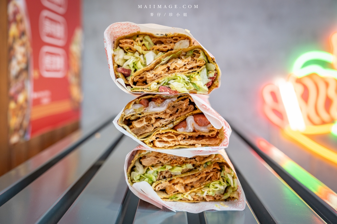 南京復興推薦美食！洪記煎餅果子天津風味征服味蕾，香麻帶勁一吃上癮。