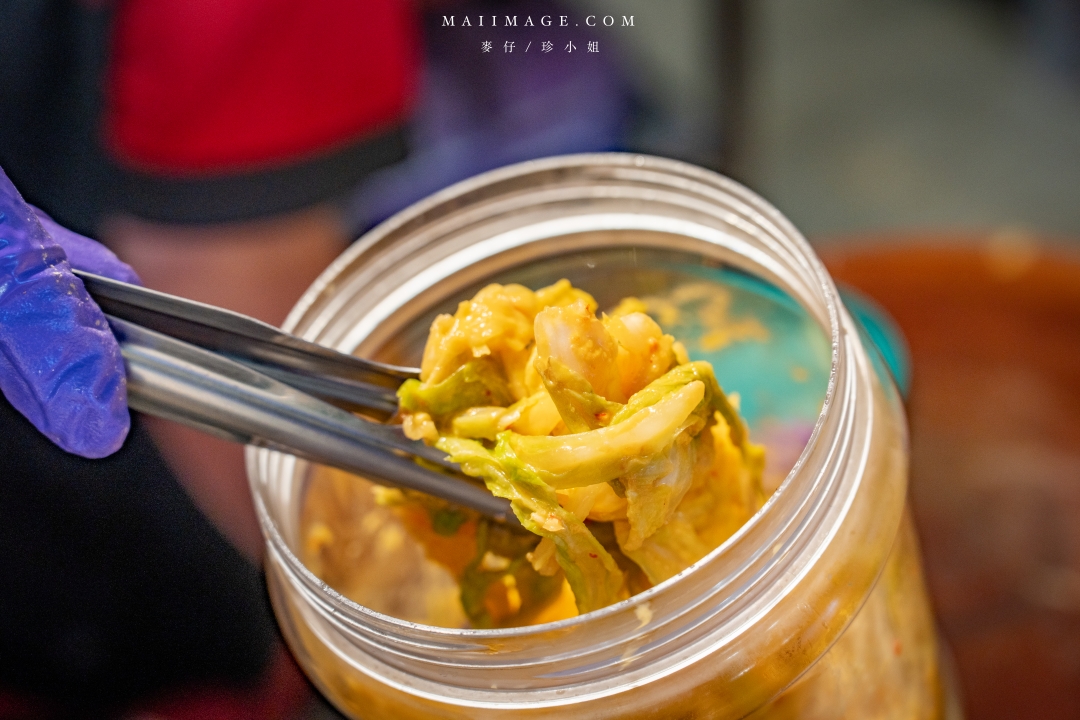 南京復興推薦美食！洪記煎餅果子天津風味征服味蕾，香麻帶勁一吃上癮。