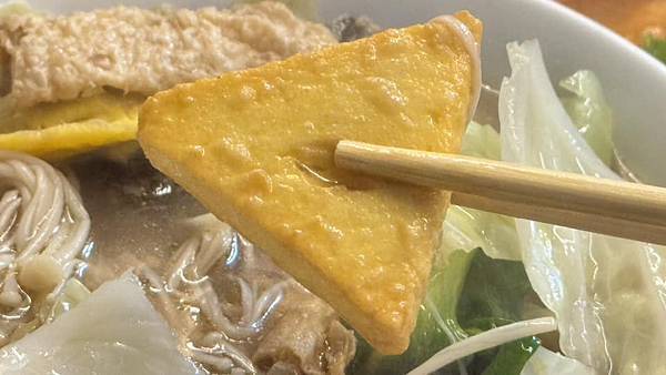 私藏的銷魂薑母鴨鍋，爆料滷肉飯一吃上癮！【新北市五股區】洄鄉