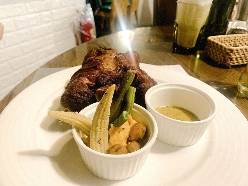 【食記】新北市-三芝區║長角96➽德州烤肉吧