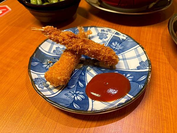 【梓村麵屋-高雄鼎中店】獨具匠心的湯頭，每一口喝下都滿滿感受