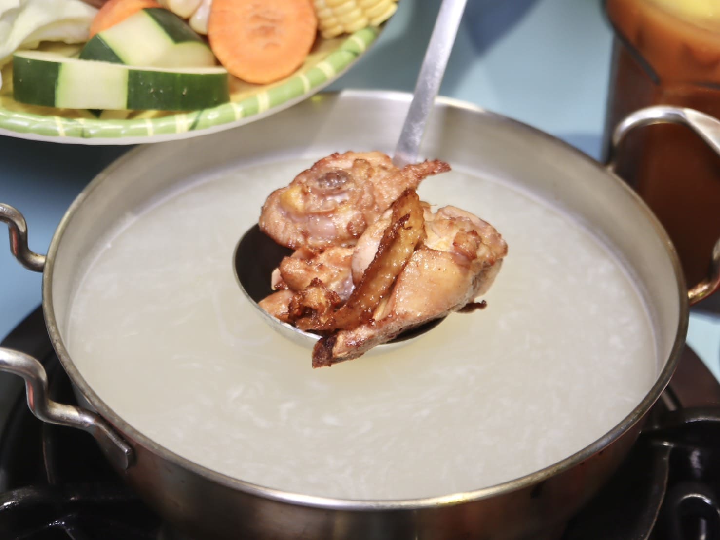 一雞鍋|復古港式氛圍+獨創一鍋兩吃雞煲鍋 – 艾瑞絲的吃貨日常