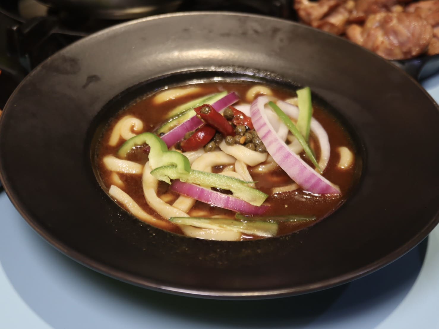 一雞鍋|復古港式氛圍+獨創一鍋兩吃雞煲鍋 – 艾瑞絲的吃貨日常