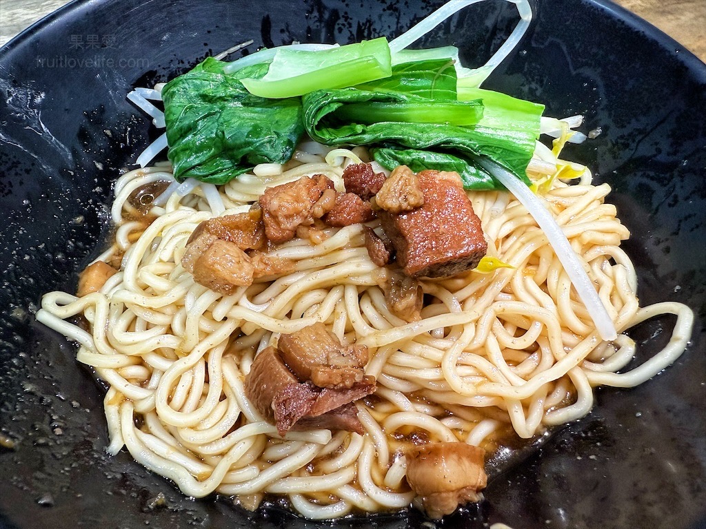 慶豐麵店QingFong | 台中南屯麵店，好吃又美味的馬告乾拌麵，很清香又清爽 @果果愛Fruitlove