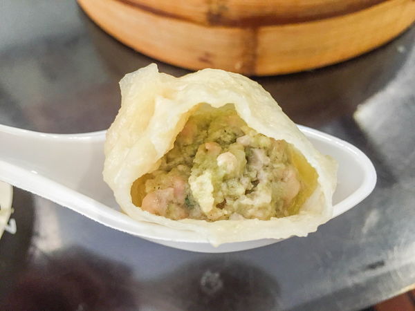 杭州小籠湯包 - 酥餅必吃湯包可免