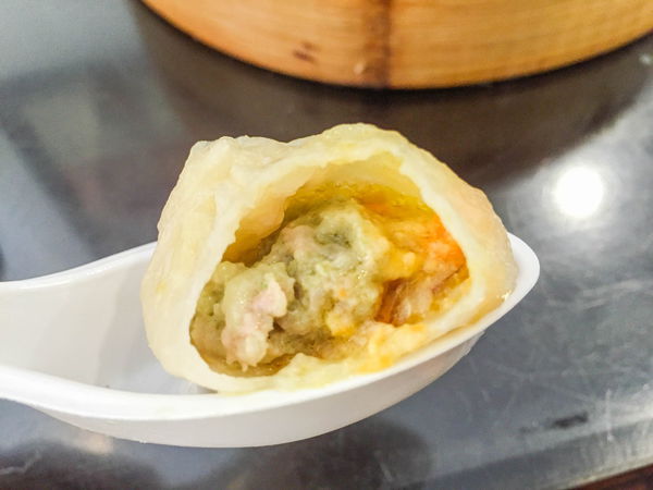 杭州小籠湯包 - 酥餅必吃湯包可免