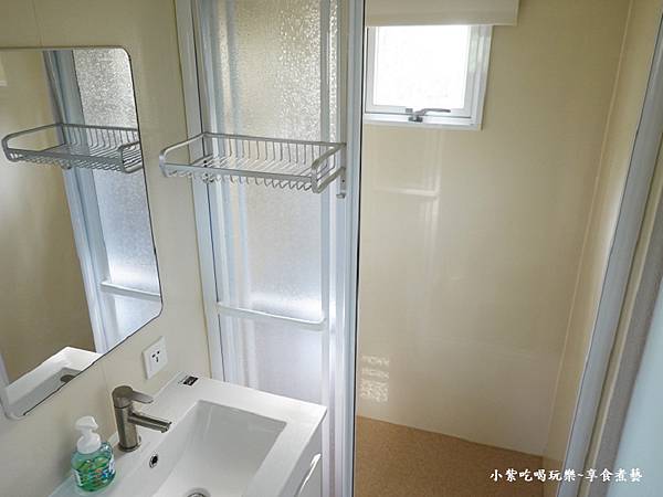 803乾濕分離衛浴-茶廂露螢.jpg