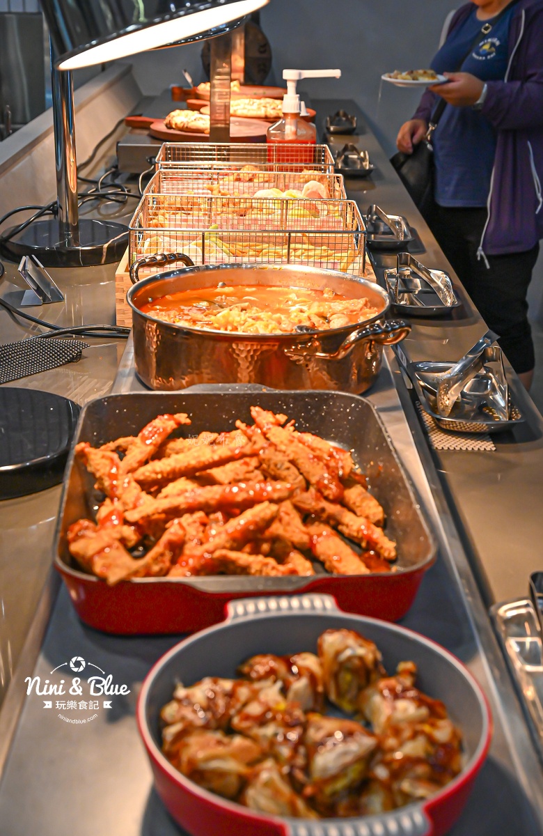 389元起排餐+自助吧吃到飽，平日限定商業午餐更超值