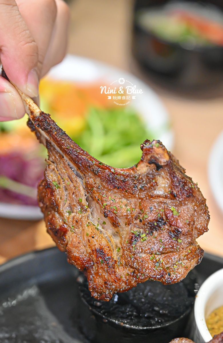 389元起排餐+自助吧吃到飽，平日限定商業午餐更超值