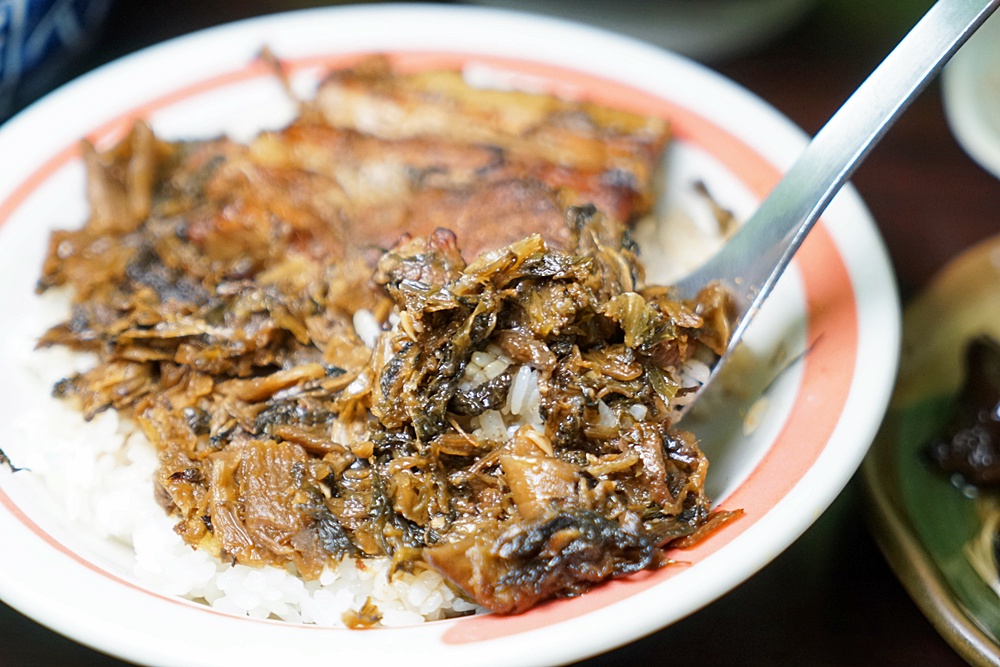 在地人狂推！鱸魚石斑鮮到爆，還有魚鬆滷肉飯秒殺味蕾！