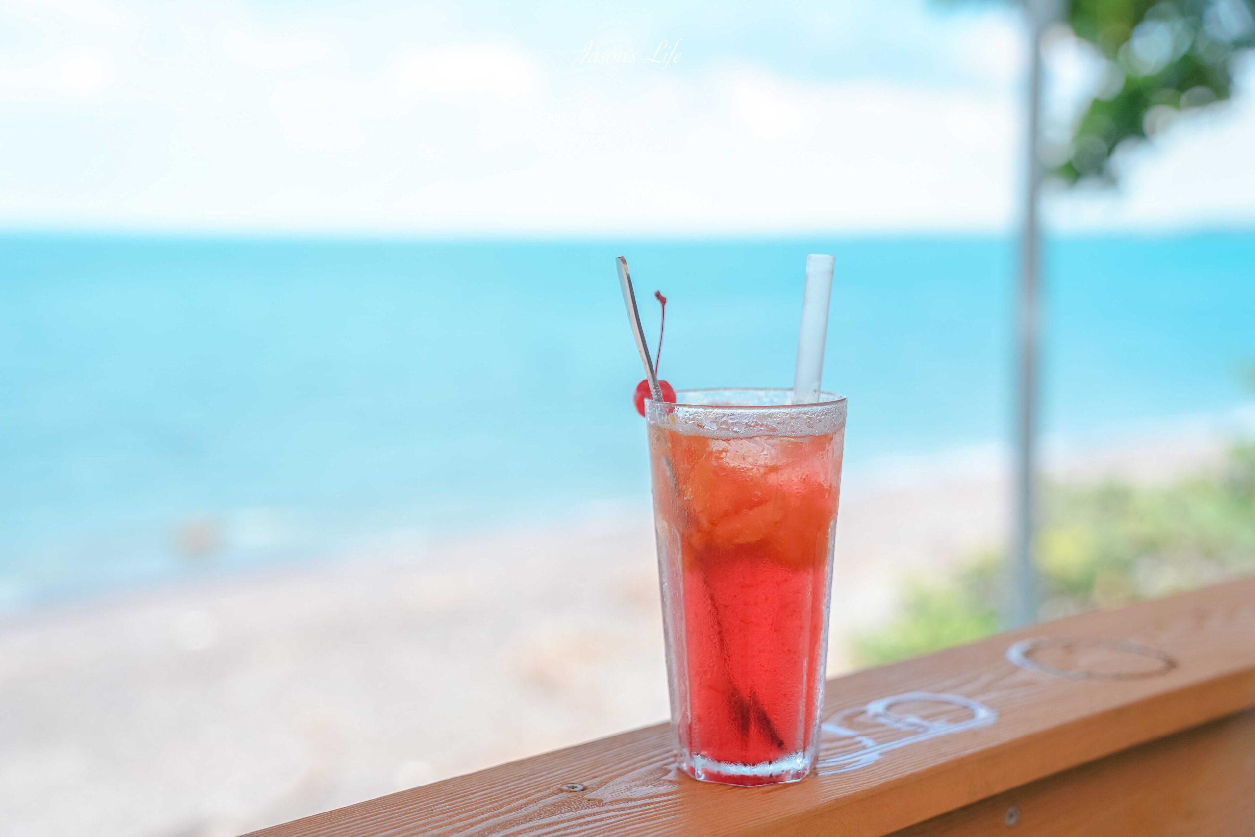 屏東枋山海景咖啡新開幕!枋野秘境海景咖啡最美屏鵝公路,低消100元超值。