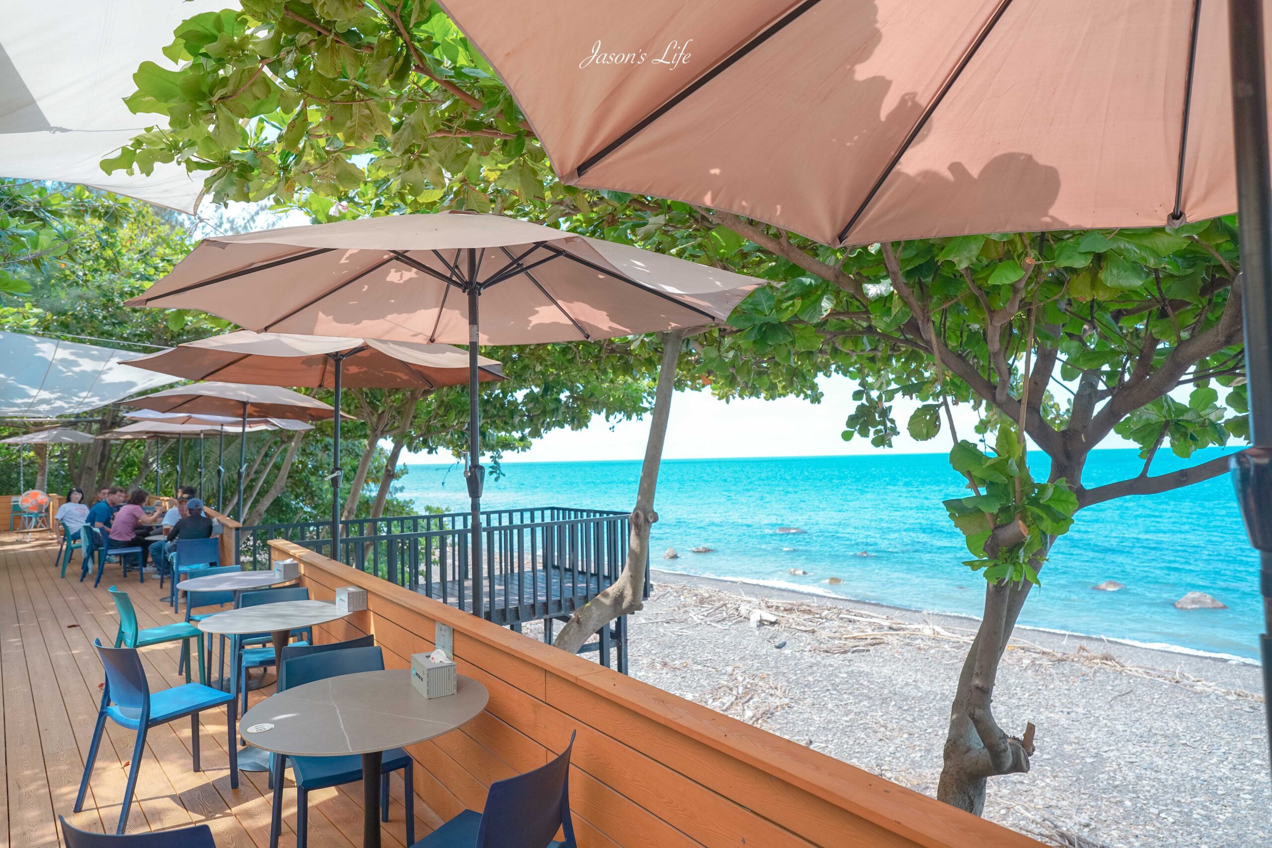 屏東枋山海景咖啡新開幕!枋野秘境海景咖啡最美屏鵝公路,低消100元超值。