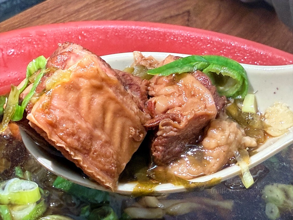 鶴佳麵食館 | 台中外埔麵食小吃店，吃飽喝足免煩惱，餐點份量十足，價格實在，免費紅茶無限供應 @果果愛Fruitlove