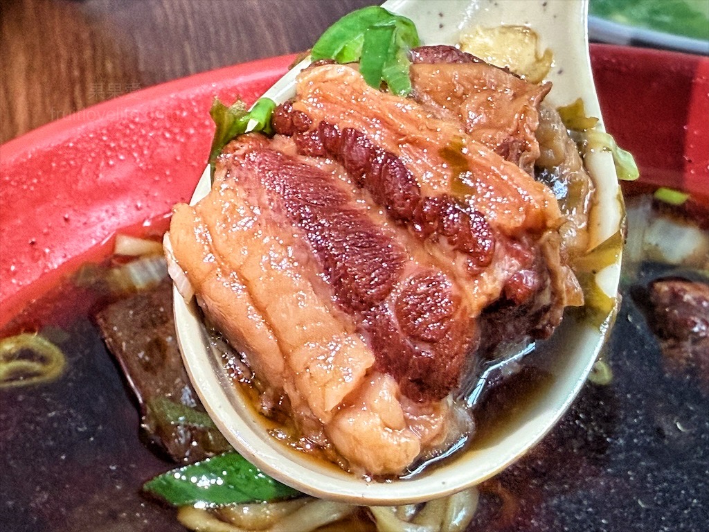 鶴佳麵食館 | 台中外埔麵食小吃店，吃飽喝足免煩惱，餐點份量十足，價格實在，免費紅茶無限供應 @果果愛Fruitlove