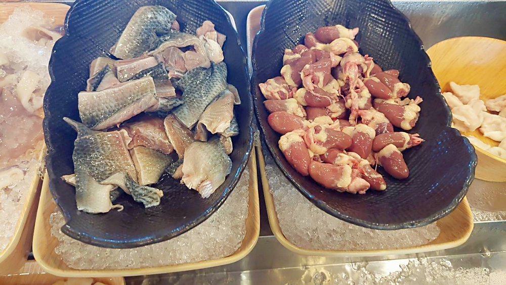 美食｜【高雄楠梓美食】Kaohsiung花築壽喜燒Plus吃到飽餐廳 ，最佳聚會餐廳與精緻美食