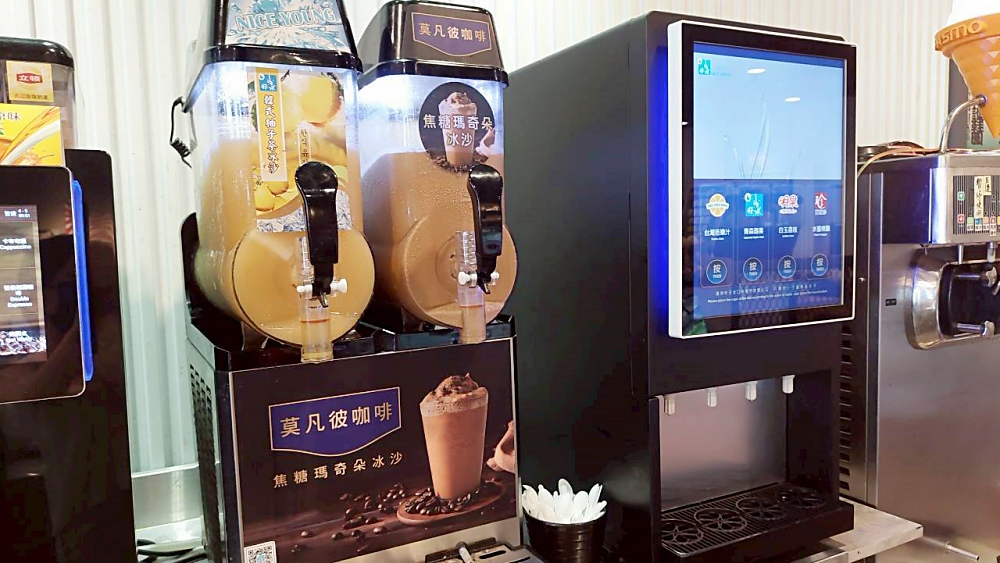 美食｜【高雄楠梓美食】Kaohsiung花築壽喜燒Plus吃到飽餐廳 ，最佳聚會餐廳與精緻美食