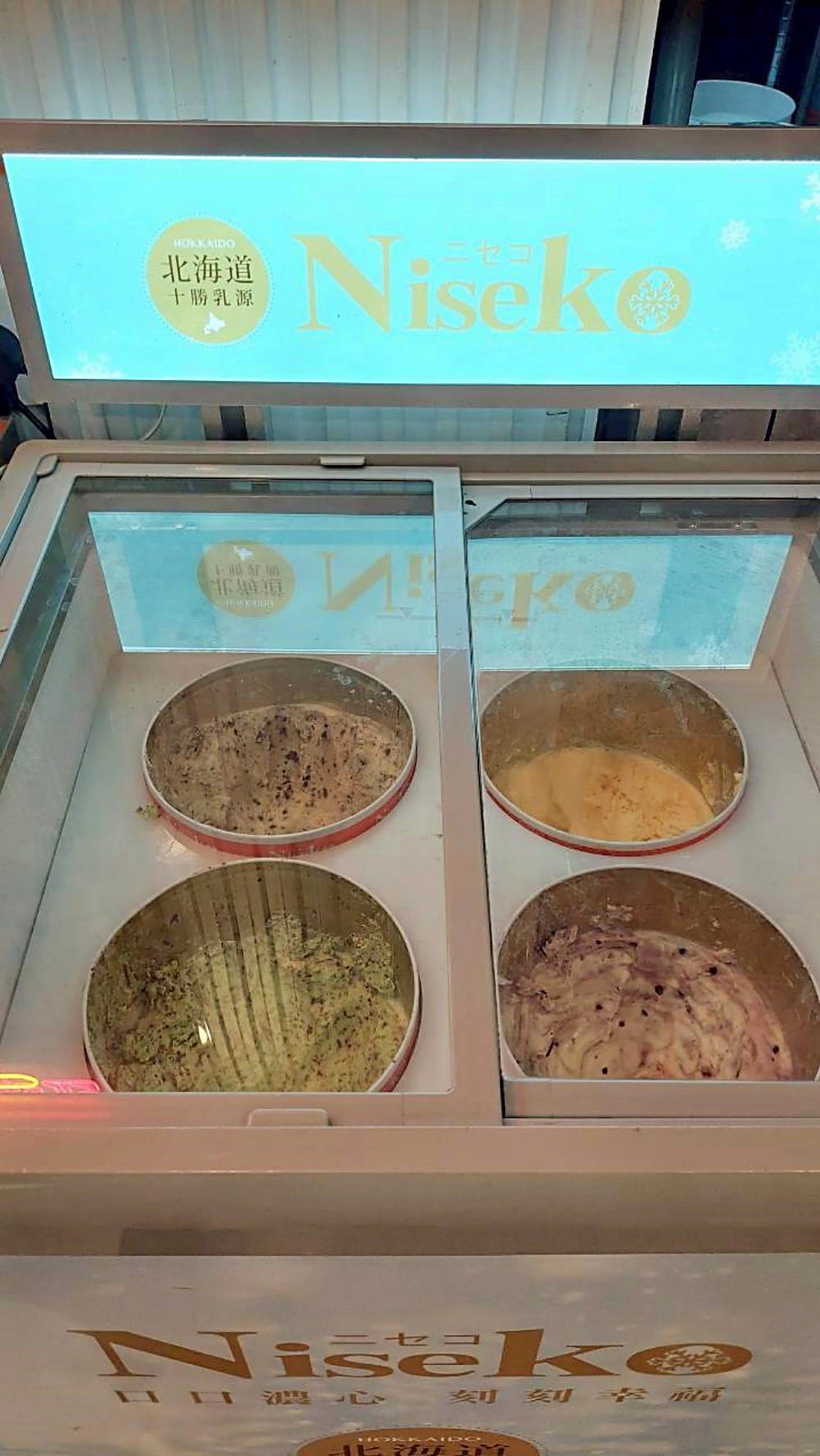 美食｜【高雄楠梓美食】Kaohsiung花築壽喜燒Plus吃到飽餐廳 ，最佳聚會餐廳與精緻美食