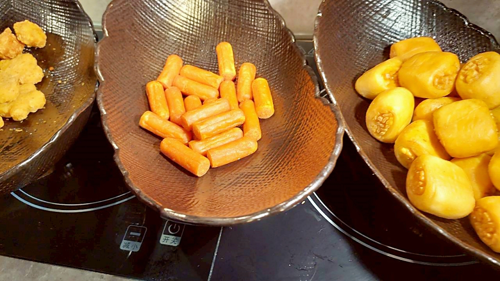 美食｜【高雄楠梓美食】Kaohsiung花築壽喜燒Plus吃到飽餐廳 ，最佳聚會餐廳與精緻美食