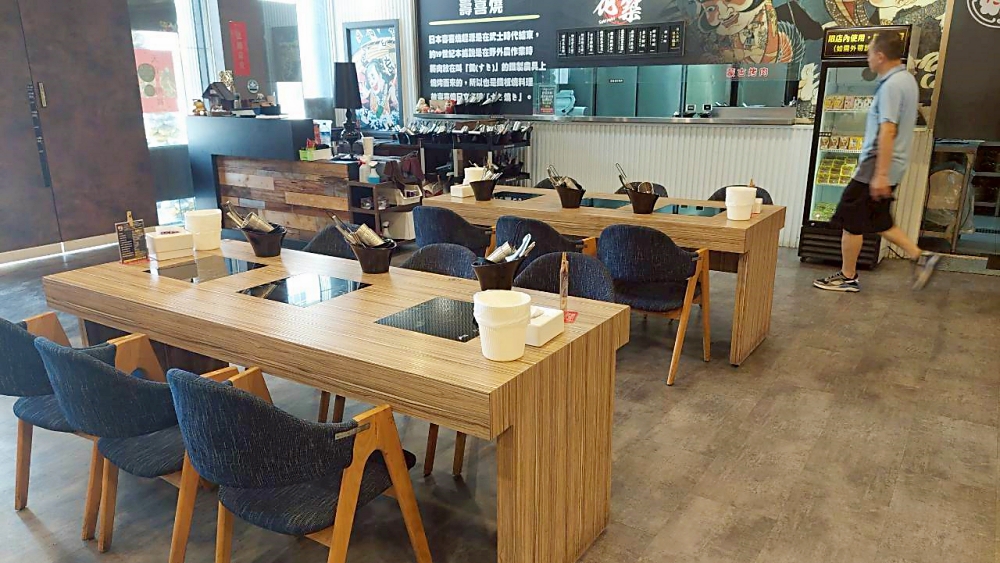 美食｜【高雄楠梓美食】Kaohsiung花築壽喜燒Plus吃到飽餐廳 ，最佳聚會餐廳與精緻美食