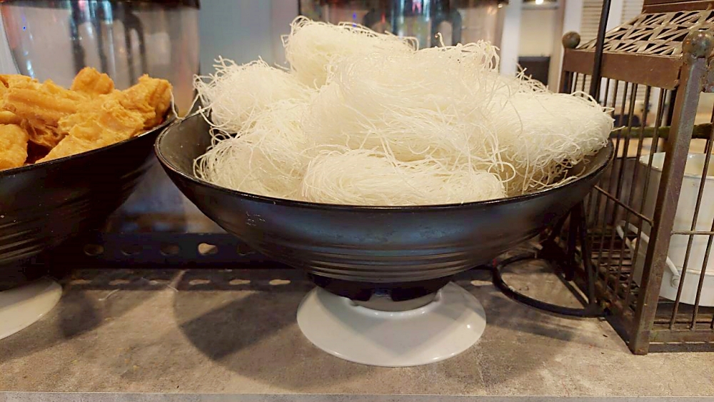 美食｜【高雄楠梓美食】Kaohsiung花築壽喜燒Plus吃到飽餐廳 ，最佳聚會餐廳與精緻美食