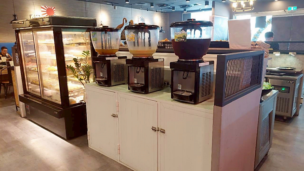 美食｜【高雄楠梓美食】Kaohsiung花築壽喜燒Plus吃到飽餐廳 ，最佳聚會餐廳與精緻美食