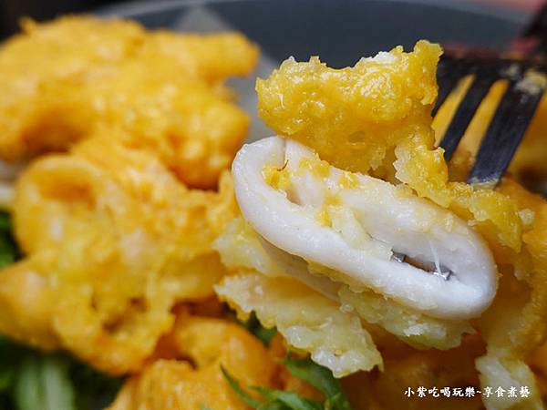 酥炸金沙中卷-成真咖啡中山藏藝所店 (3).jpg