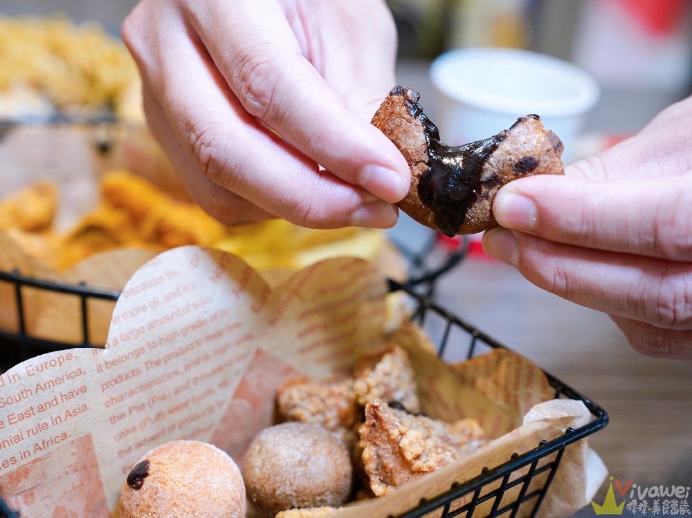 【紅吱吱牛排】平價排餐只要180元起~可免費加麵一次!自助吧享濃湯,爆米花,抹醬吐司,冷熱飲,霜淇淋免費吃到飽!