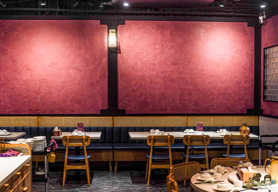 饕客必訪高雄巨蛋商圈 麟粥宮砂鍋粥、活體海鮮鮮甜粥品上桌 X 私房特色料理、高雄巨蛋商圈美食推薦 - 跟著尼力吃喝玩樂＆親子生活