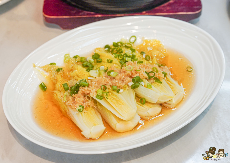 饕客必訪高雄巨蛋商圈 麟粥宮砂鍋粥、活體海鮮鮮甜粥品上桌 X 私房特色料理、高雄巨蛋商圈美食推薦 - 跟著尼力吃喝玩樂＆親子生活