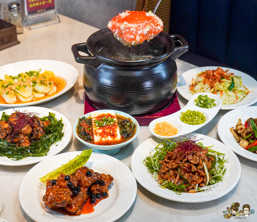 饕客必訪高雄巨蛋商圈 麟粥宮砂鍋粥、活體海鮮鮮甜粥品上桌 X 私房特色料理、高雄巨蛋商圈美食推薦 - 跟著尼力吃喝玩樂＆親子生活