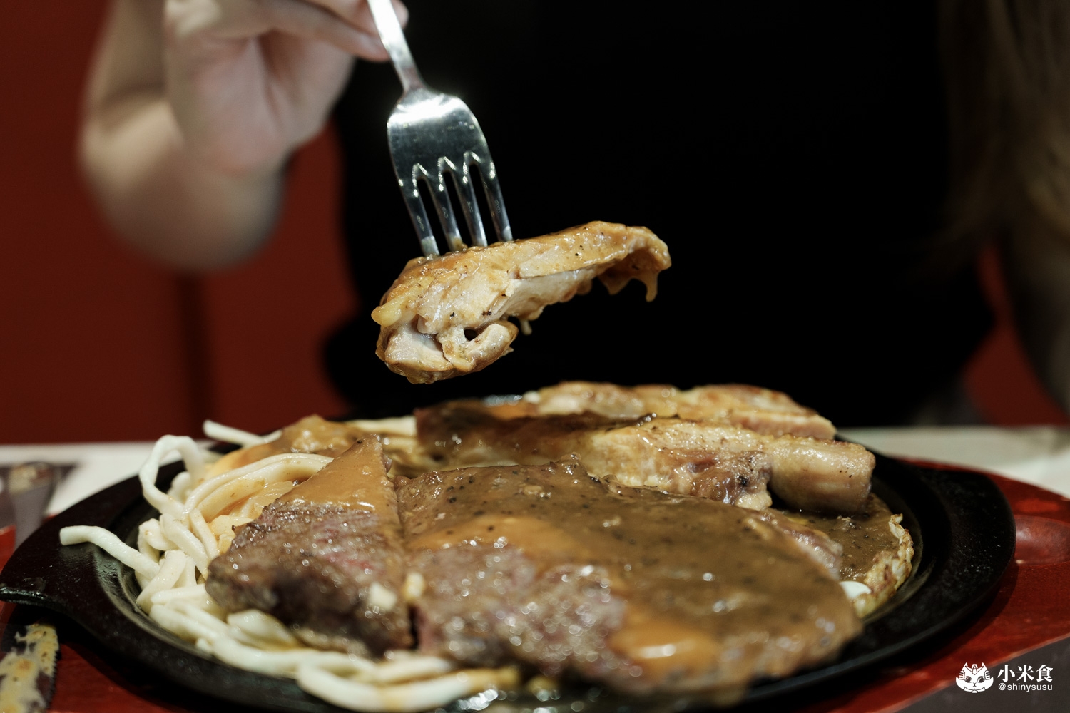 台中市南屯區豐芳牛排｜新鮮上線鐵板牛排，2025台中平價牛排推薦，南屯美食新開幕 – 小米食