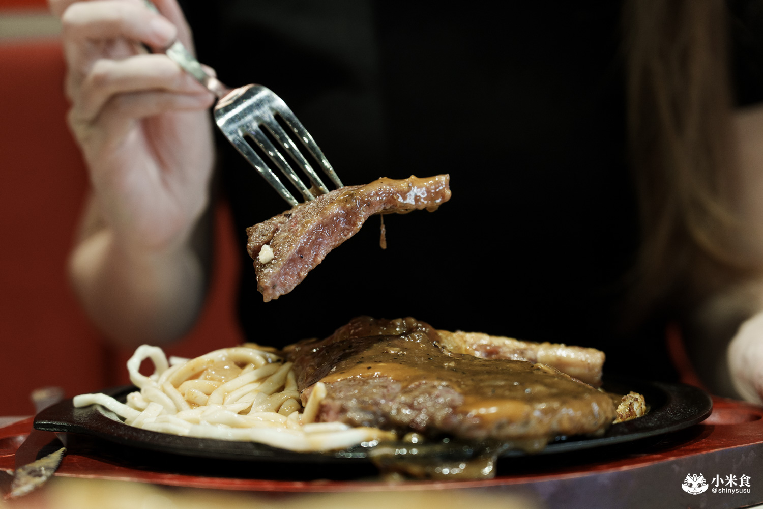 台中市南屯區豐芳牛排｜新鮮上線鐵板牛排，2025台中平價牛排推薦，南屯美食新開幕 – 小米食