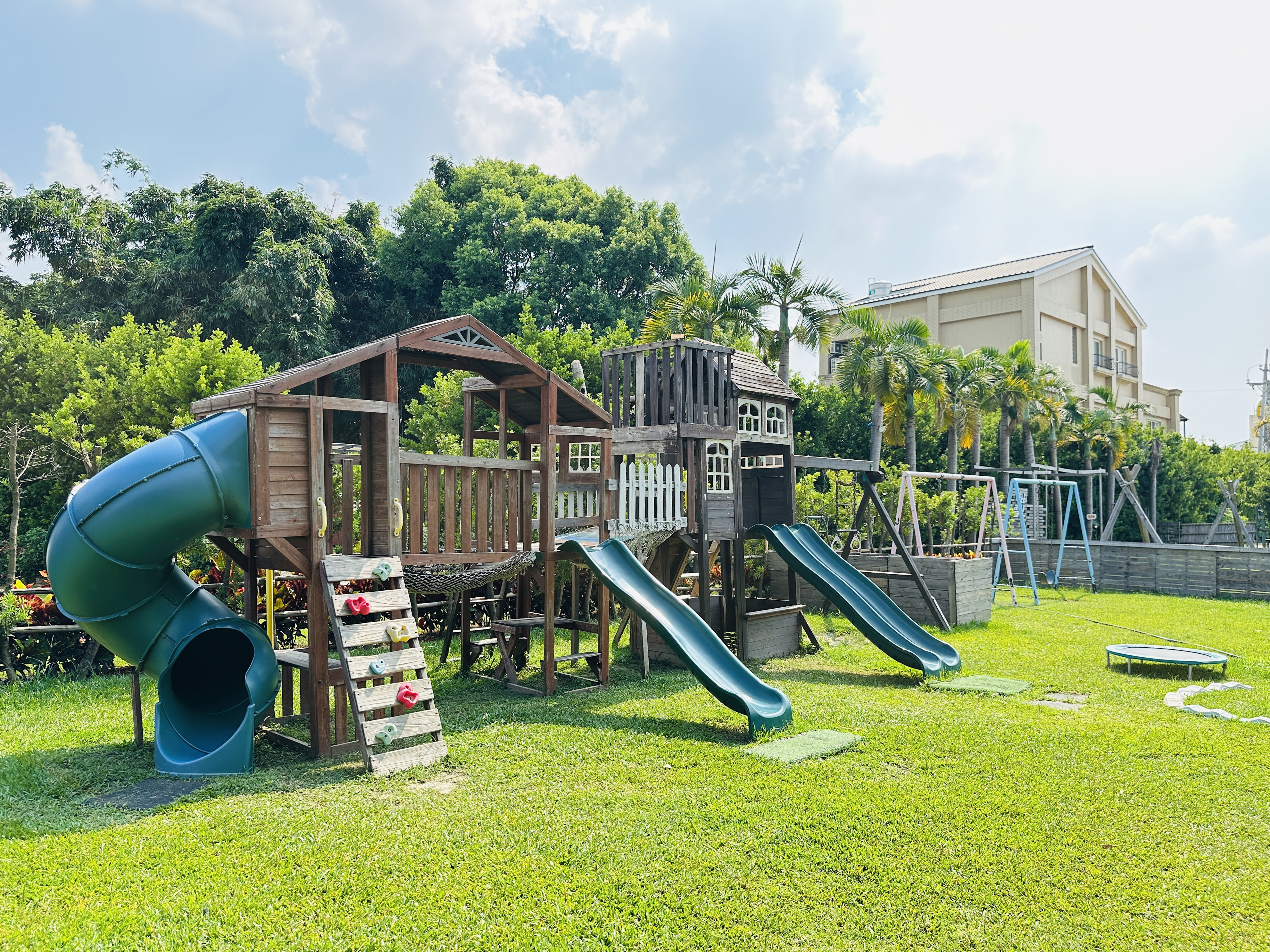 【哈比雪兒露營區】彰化懶人露營|一泊三食免裝備,親子帳棚住宿 【哈比雪兒露營區】彰化懶人露營|一泊三食免裝備,親子帳棚住宿