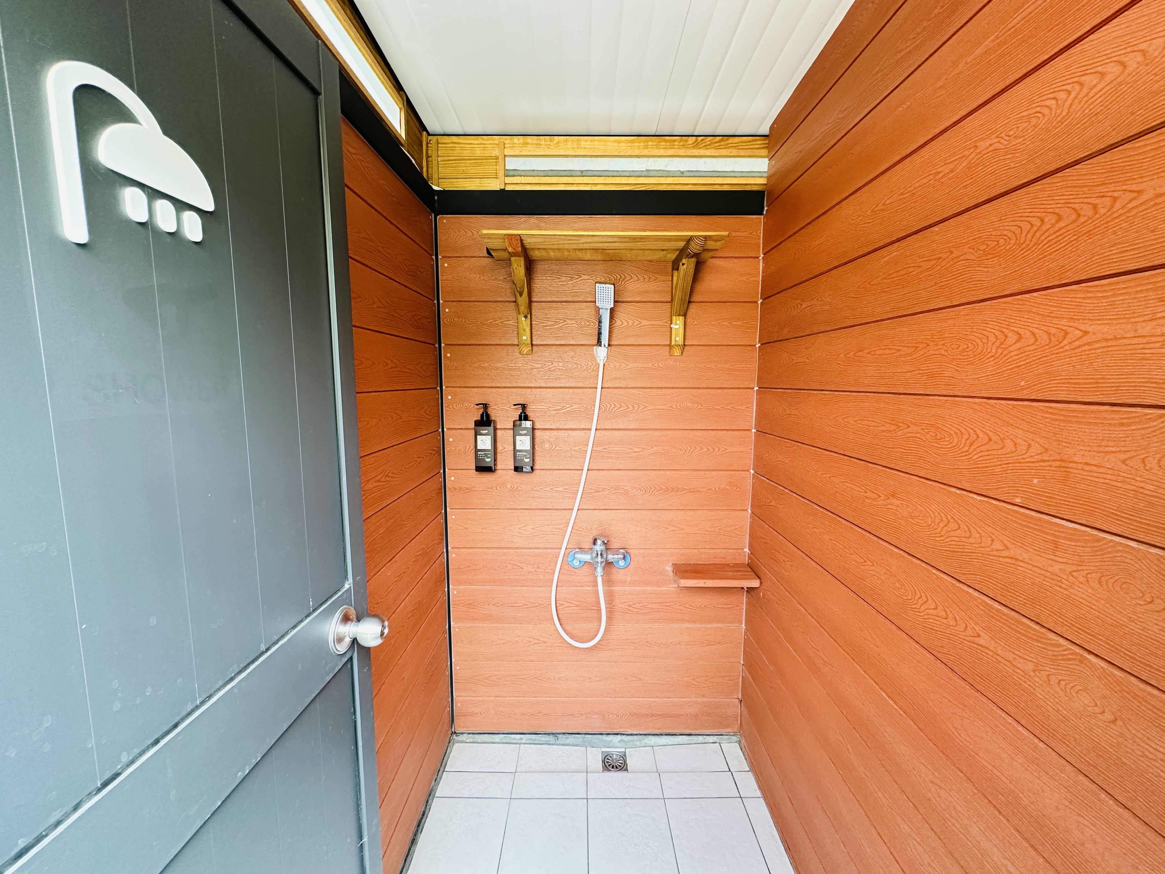 【哈比雪兒露營區】彰化懶人露營|一泊三食免裝備,親子帳棚住宿 【哈比雪兒露營區】彰化懶人露營|一泊三食免裝備,親子帳棚住宿