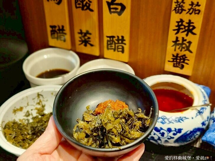 台北市中山區【中山商圈，美食GO !】台灣庶民美食 築間新品牌「麟德殿牛肉麵」開箱  人氣招牌「滿漢五福牛肉麵」，聯手山焙烘焙專門茶飲店 研發25款烘焙茶飲 傳遞「一麵一茶」的嶄新體驗 愛就GO!