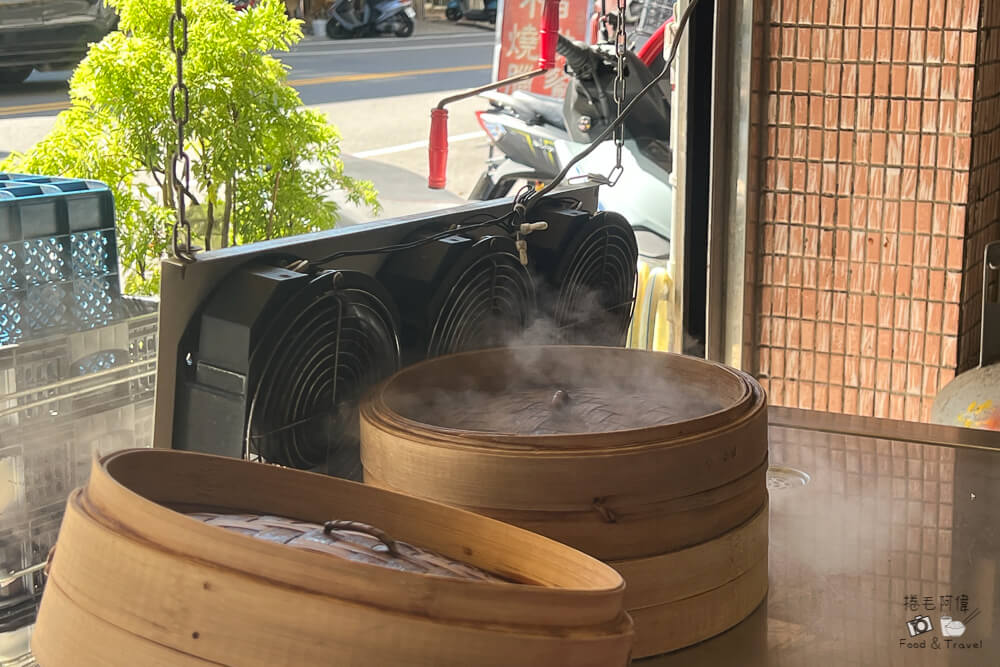 台中湯包隱藏版必吃！早餐限定那一家湯包銅板價開吃，老司機才知道。
