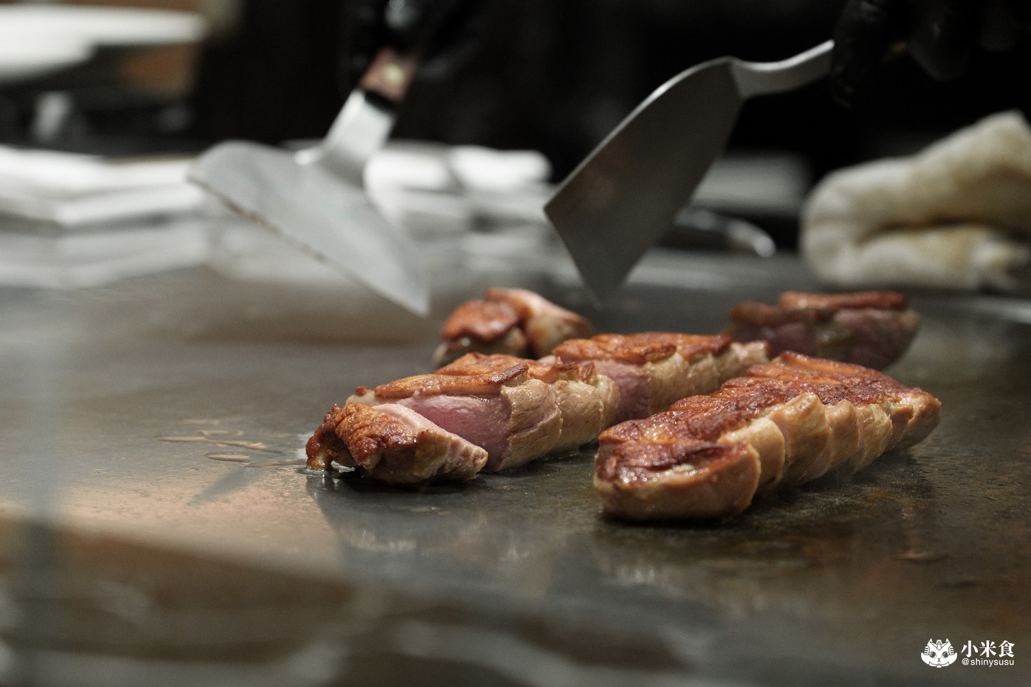 台中市南屯區夏登法式鐵板燒|1450元享日本和牛、鴨胸等11道無菜單料理,七期新開幕高CP值餐廳